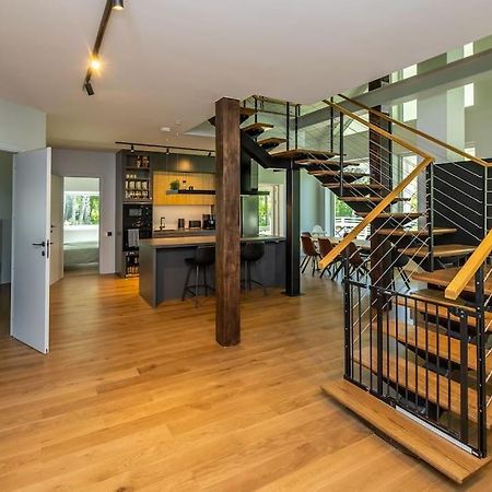 Modern Villa With Sauna & Hot Tub Hiiumaa Bagian luar foto
