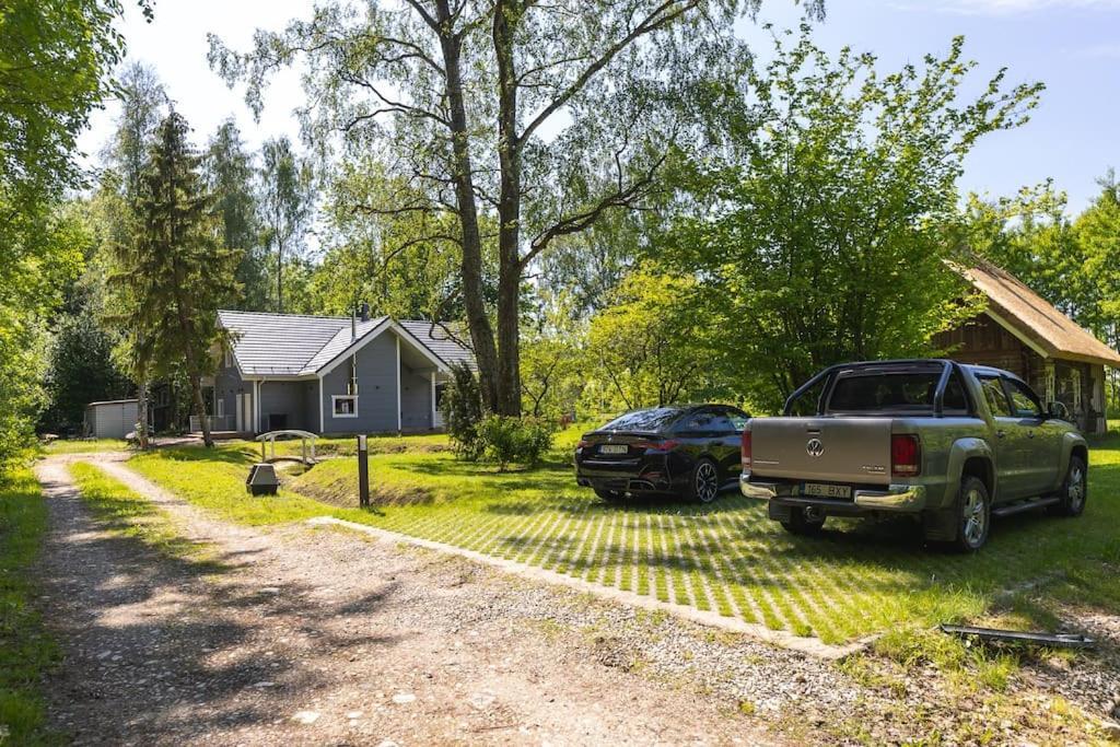 Modern Villa With Sauna & Hot Tub Hiiumaa Bagian luar foto