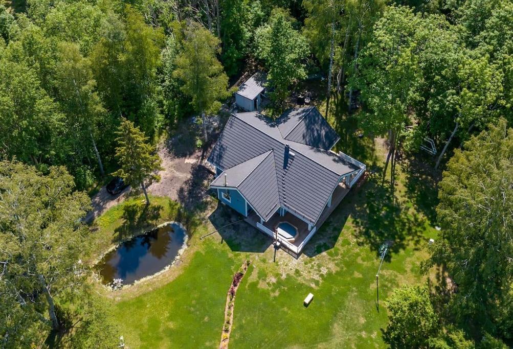 Modern Villa With Sauna & Hot Tub Hiiumaa Bagian luar foto