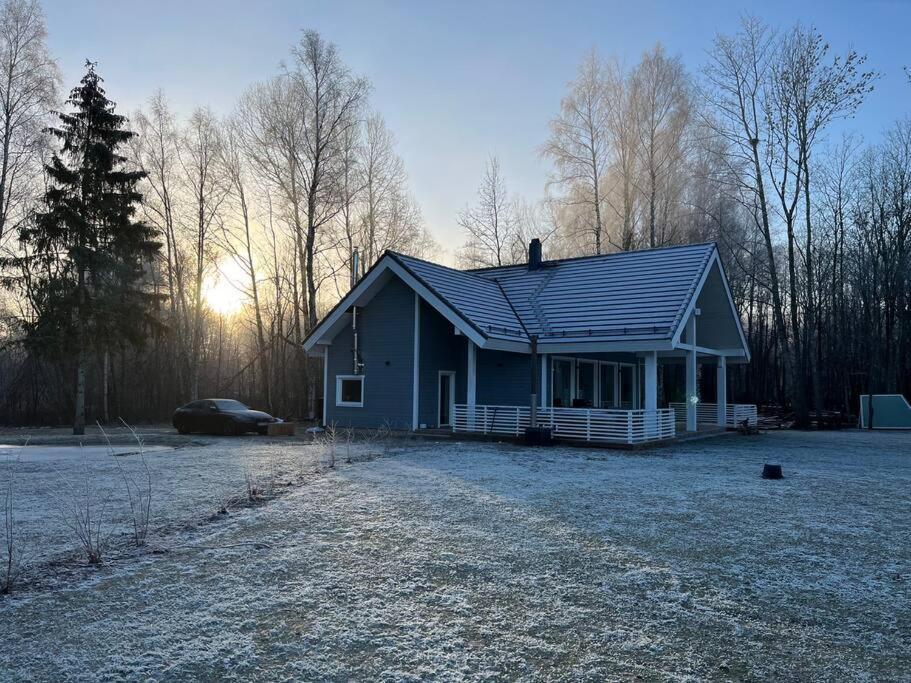 Modern Villa With Sauna & Hot Tub Hiiumaa Bagian luar foto