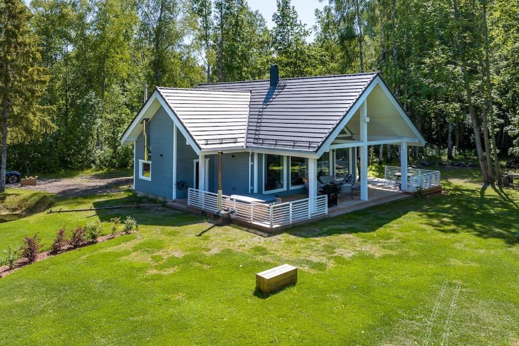 Modern Villa With Sauna & Hot Tub Hiiumaa Bagian luar foto